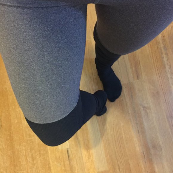 Alo Yoga Goddess Leggings Nwot - Picture 15 of 16